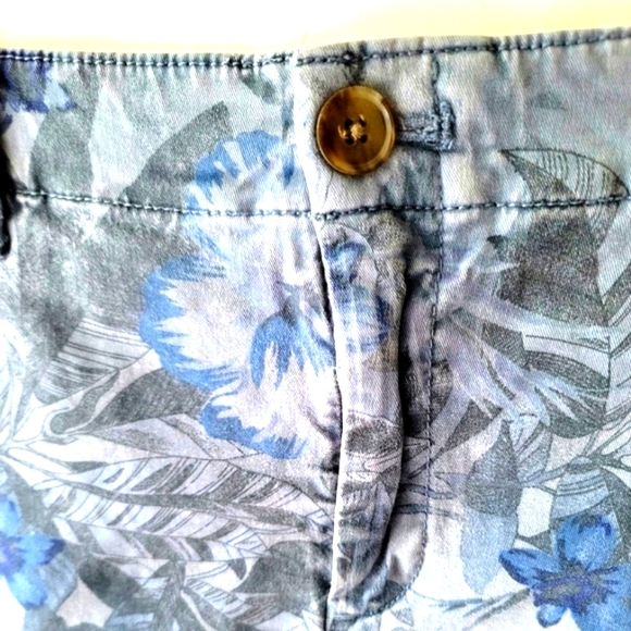 Gap Floral Print Girlfriend Chinos Size 8 - Picture 7 of 16